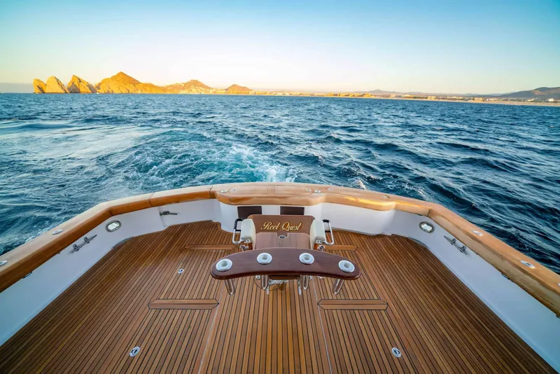 Slide: The Image of Hatteras 68 Convertible 2006 - 10