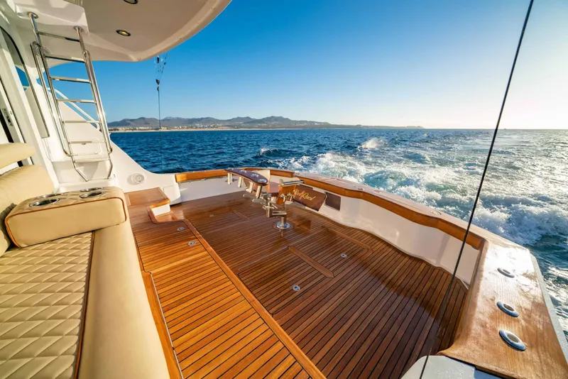 Slide: The Image of Hatteras 68 Convertible 2006 - 9