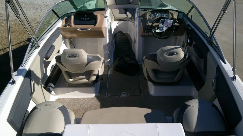 Slide: The Image of Chaparral 21 H2O SF 2015 - 6