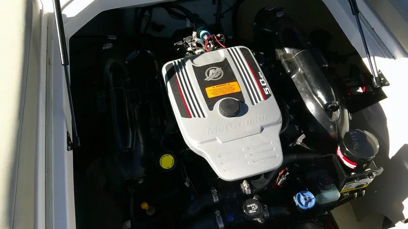 Slide: The Image of Chaparral 21 H2O SF 2015 - 8