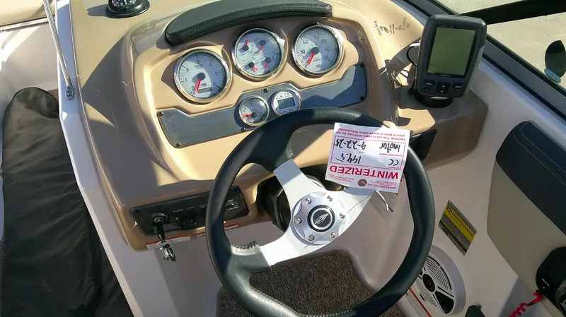 Slide: The Image of Chaparral 21 H2O SF 2015 - 9