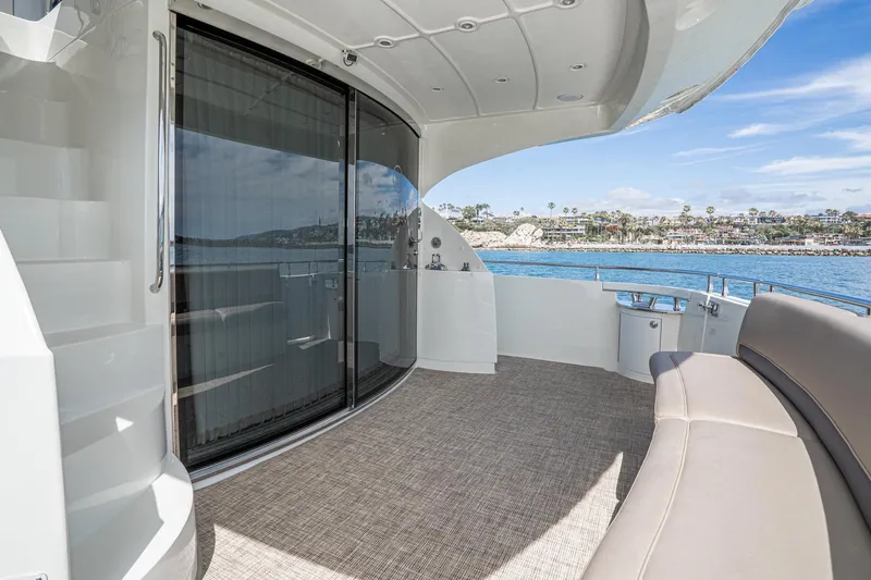 Slide: The Image of Marquis Pilothouse 2005 - 14