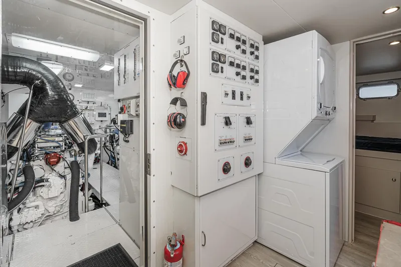 Slide: The Image of North Coast Raised Pilothouse 1999/2024 1999 - 104