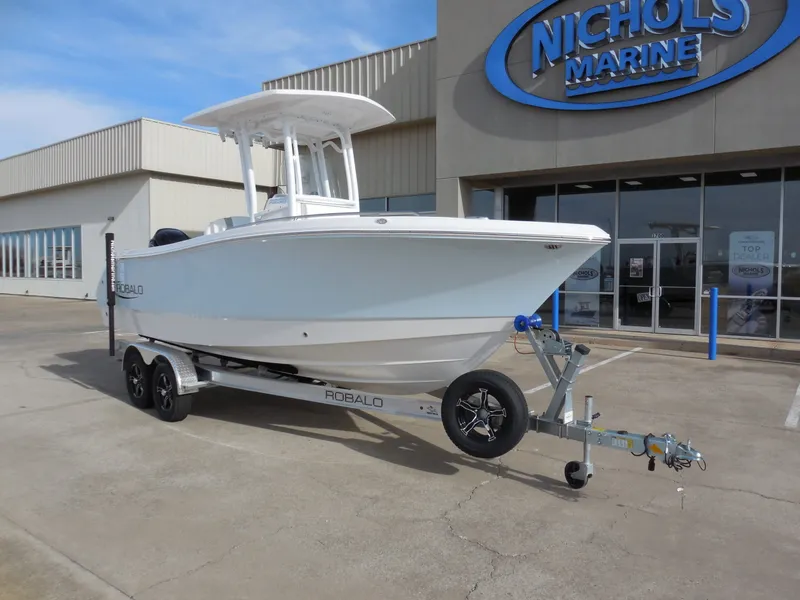 Slide: The Image of Robalo R230 Center Console 2026 - 1