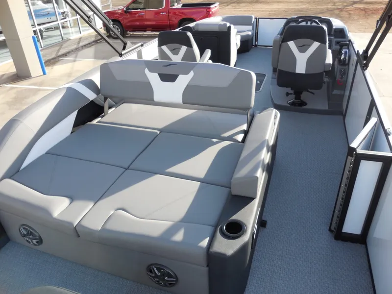 Slide: The Image of EVOTTI 523CS 2026 - 9