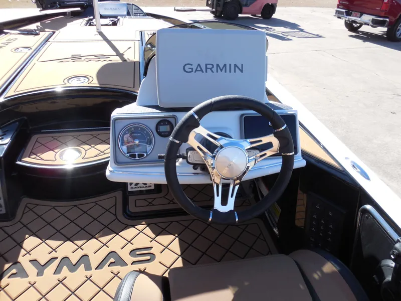 Slide: The Image of Caymas XS 21 Pro 2026 - 4