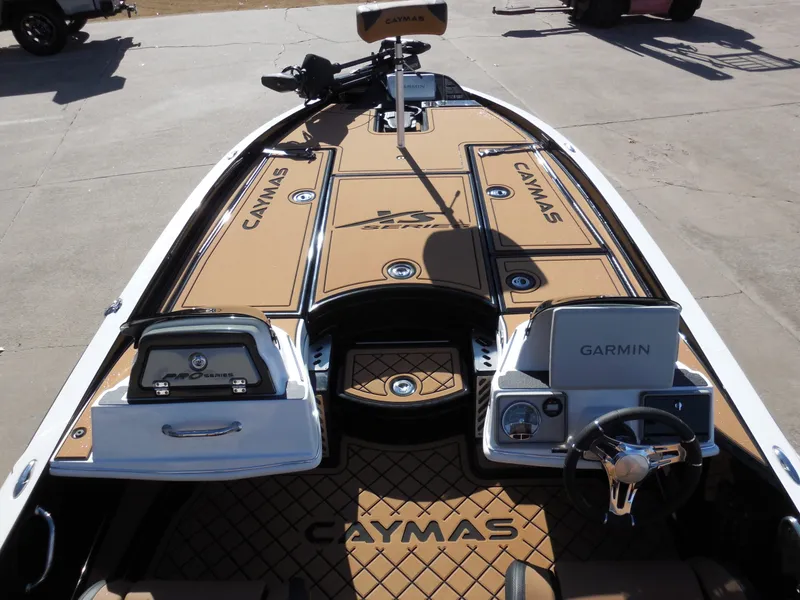 Slide: The Image of Caymas XS 21 Pro 2026 - 5