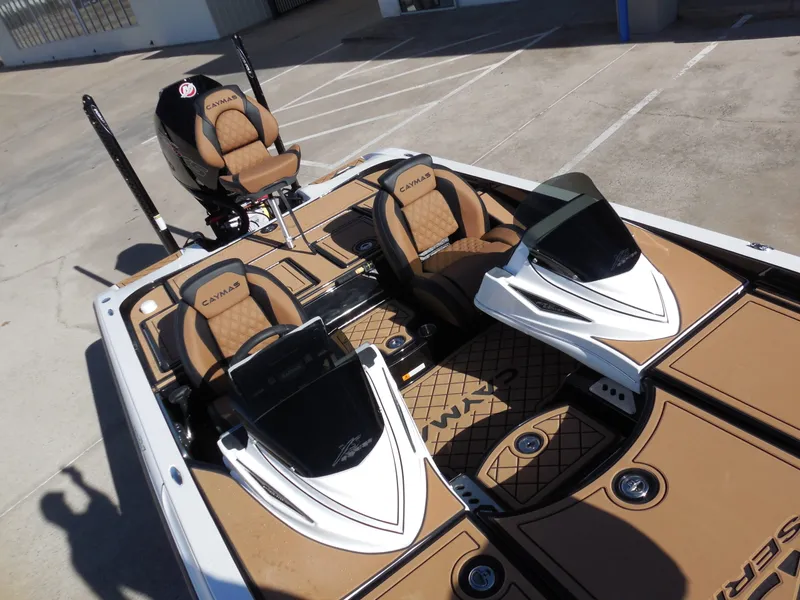 Slide: The Image of Caymas XS 21 Pro 2026 - 7