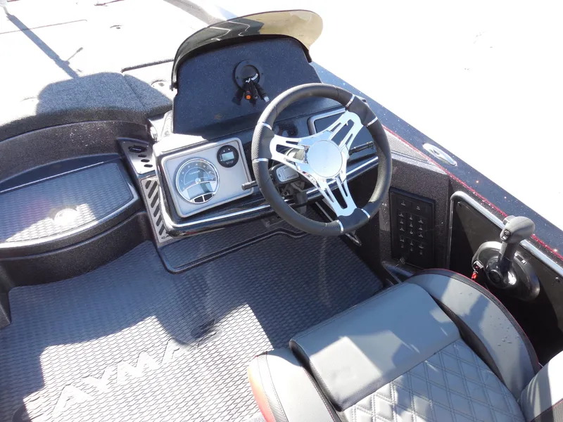 Slide: The Image of Caymas CX 21 PRO 2026 - 6