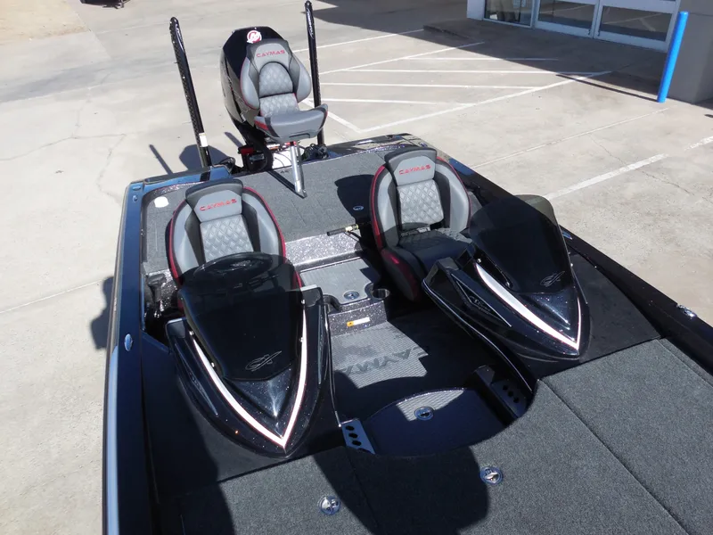 Slide: The Image of Caymas CX 21 PRO 2026 - 9