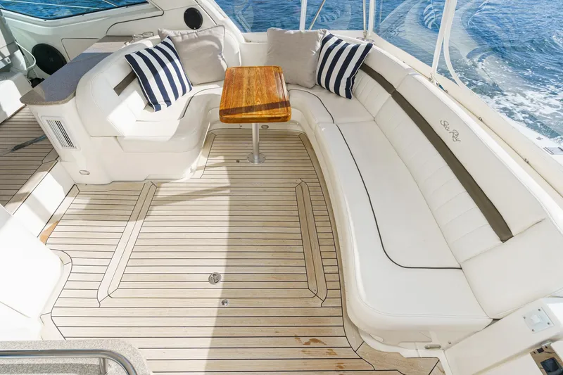 Slide: The Image of Sea Ray 480 Sundancer 2005 - 21