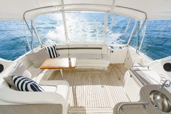 Slide: The Image of Sea Ray 480 Sundancer 2005 - 18