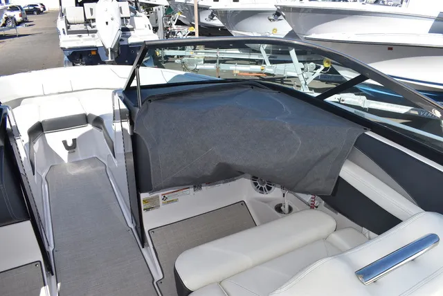 Slide: The Image of Regal LX4 2021 - 81