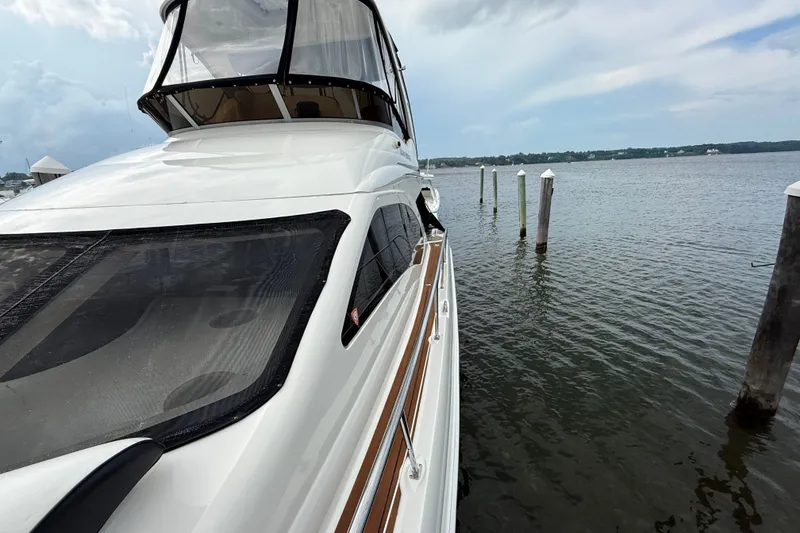 Slide: The Image of Sea Ray 44 Sedan Bridge 2008 - 9
