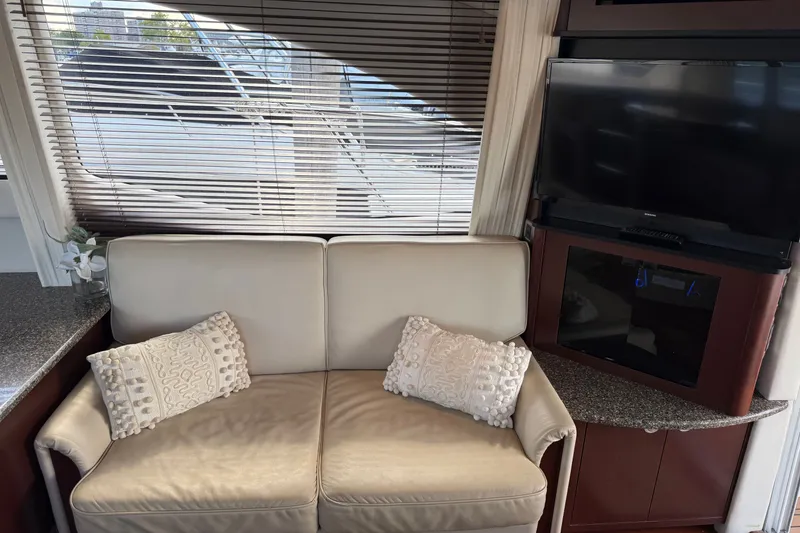 Slide: The Image of Sea Ray 44 Sedan Bridge 2008 - 27