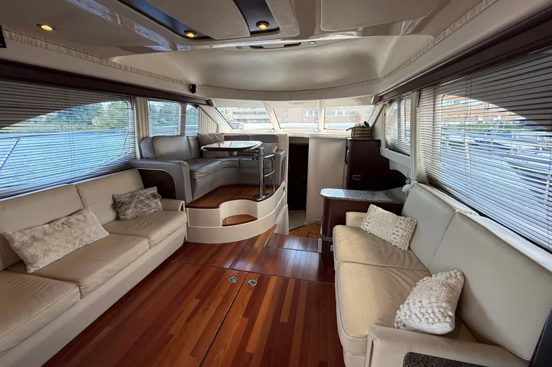 Slide: The Image of Sea Ray 44 Sedan Bridge 2008 - 21
