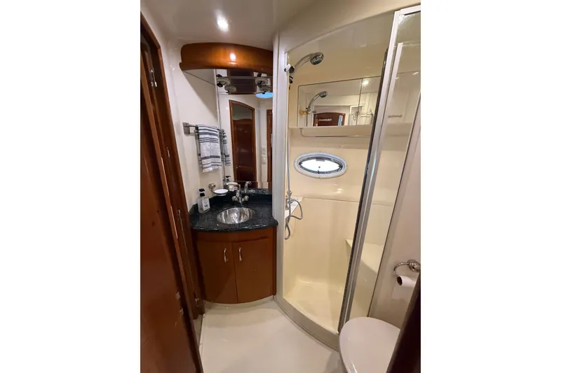 Slide: The Image of Carver Yachts 466 Motor Yacht 2003 - 48