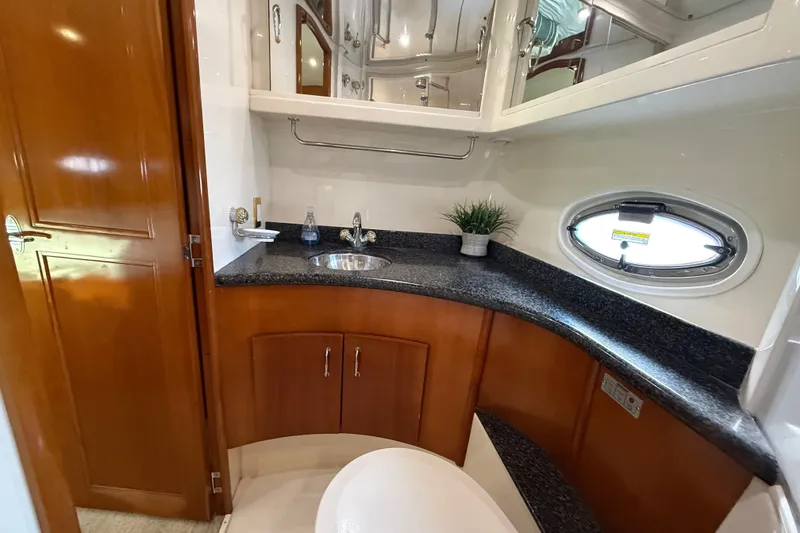 Slide: The Image of Carver Yachts 466 Motor Yacht 2003 - 38