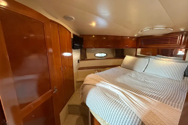 Slide: The Image of Carver Yachts 466 Motor Yacht 2003 - 44