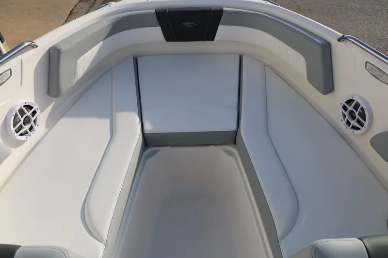 Slide: The Image of Chaparral 21 SSi 2026 - 17