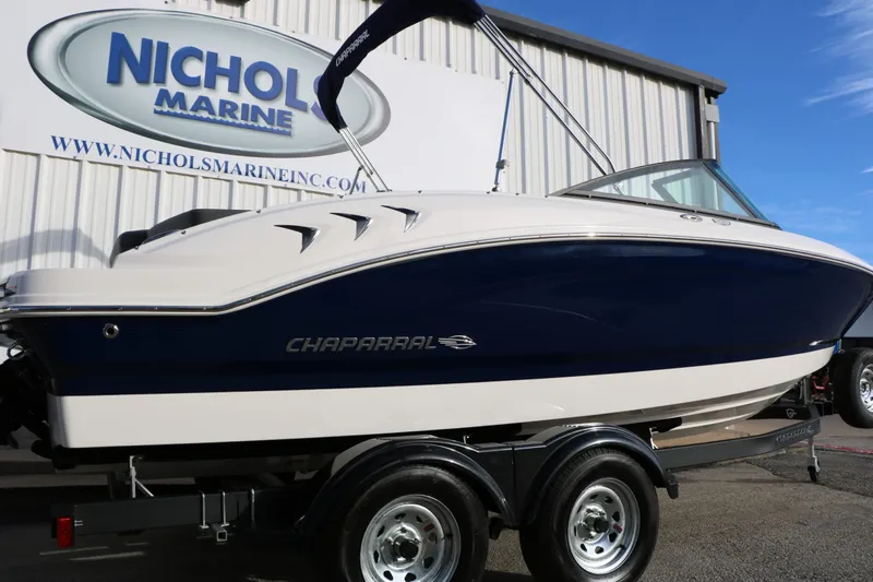 Slide: The Image of Chaparral 21 SSi 2026 - 2