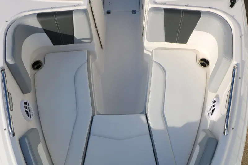 Slide: The Image of Chaparral 21 SSi 2026 - 20