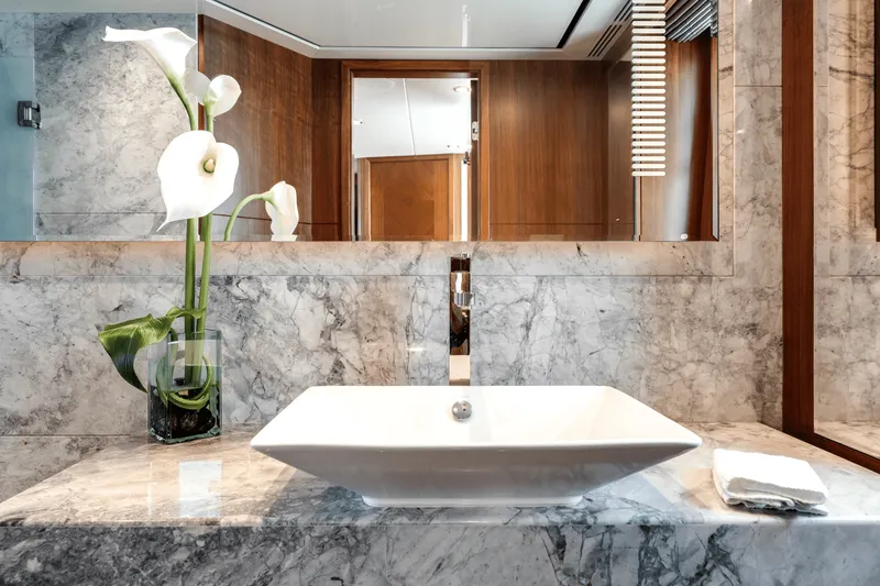 Slide: The Image of Ocean Alexander 100 2018 - 57