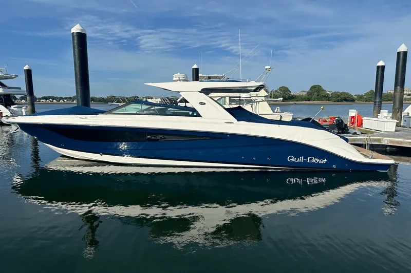 Slide: The Image of Sea Ray 400 SLX 2018 - 6