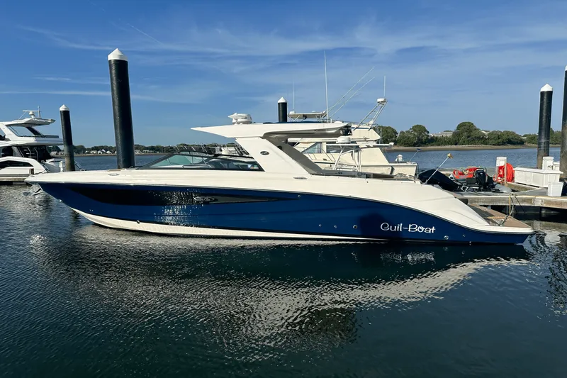 Slide: The Image of Sea Ray 400 SLX 2018 - 7