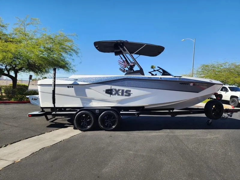 The Image of Axis Wake Research T235 2023 - 0