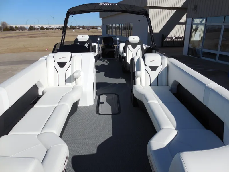 Slide: The Image of EVOTTI 725QL 2026 - 6