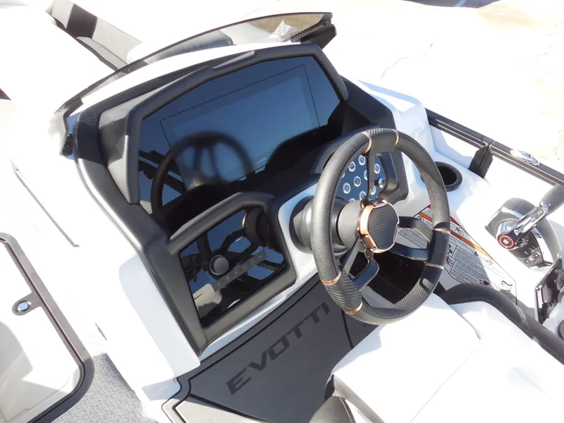 Slide: The Image of EVOTTI 725QL 2026 - 8