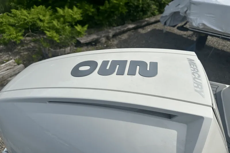 Slide: The Image of Sea Ray 250SDX OB 2020 - 12