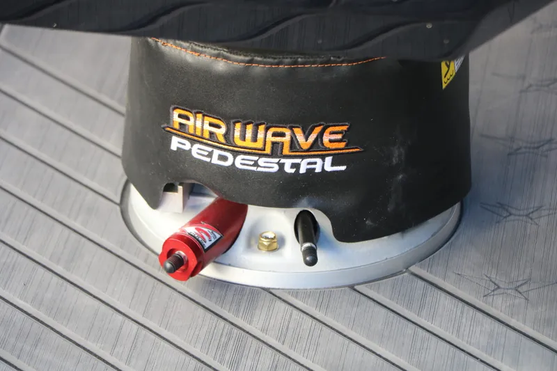 Slide: The Image of Vexus DVX 20s 2025 - 18