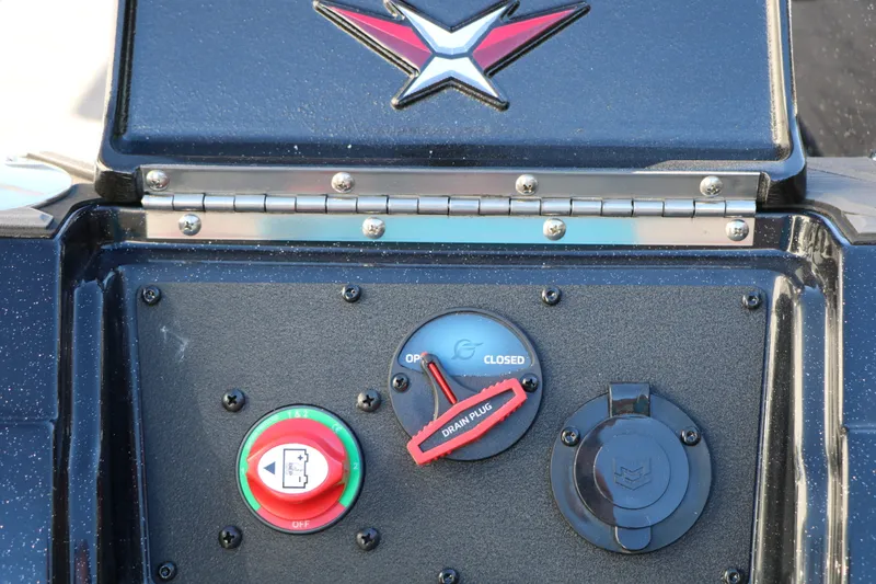 Slide: The Image of Vexus DVX 20s 2025 - 39