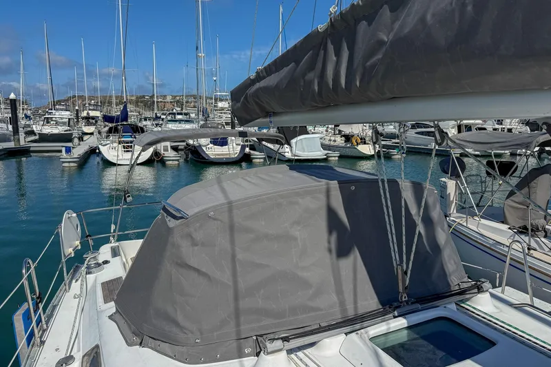 Slide: The Image of Beneteau Oceanis 361 2001 - 25