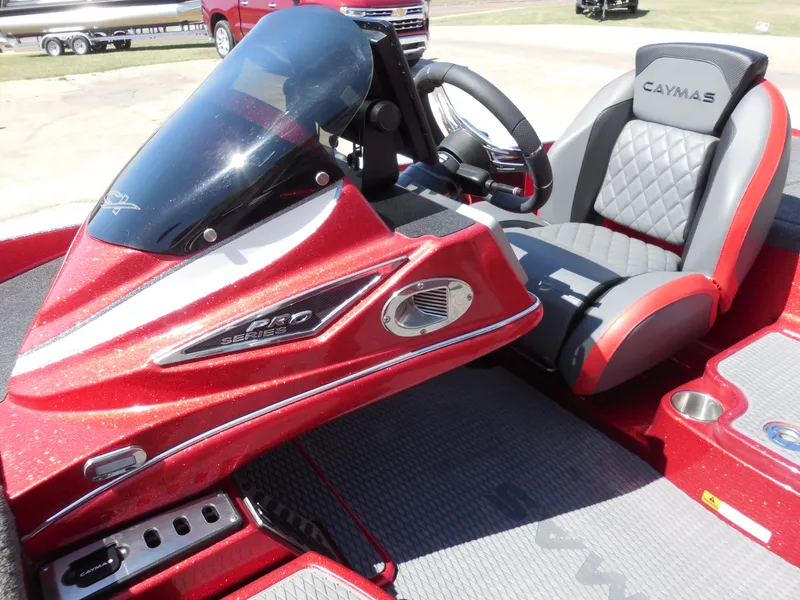 Slide: The Image of Caymas CX 20 PRO 2025 - 18