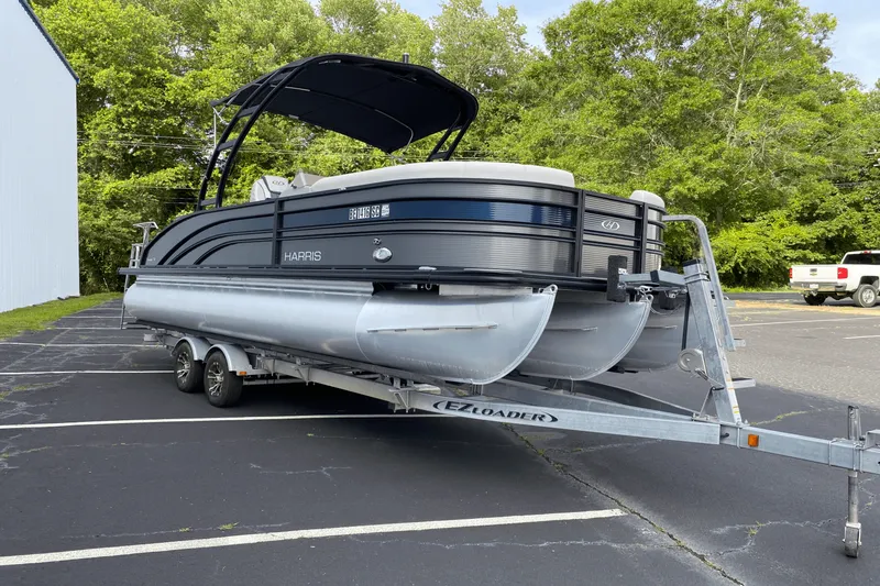 Slide: The Image of Harris Sunliner 230 Sport 2022 - 5