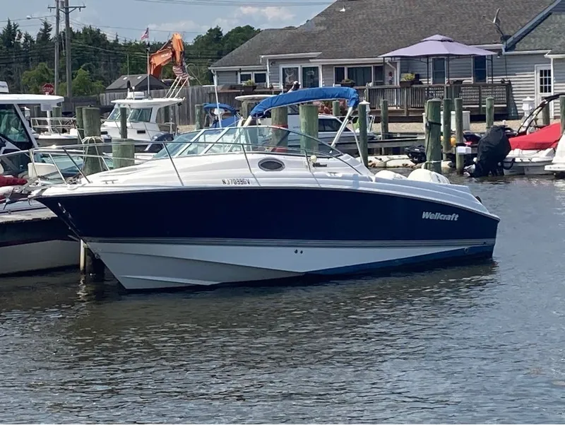 Slide: The Image of Wellcraft 252 COASTAL 2004 - 16