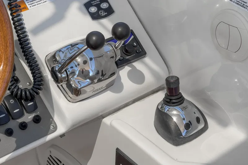 Slide: The Image of Chris-Craft Roamer 40 2007 - 33