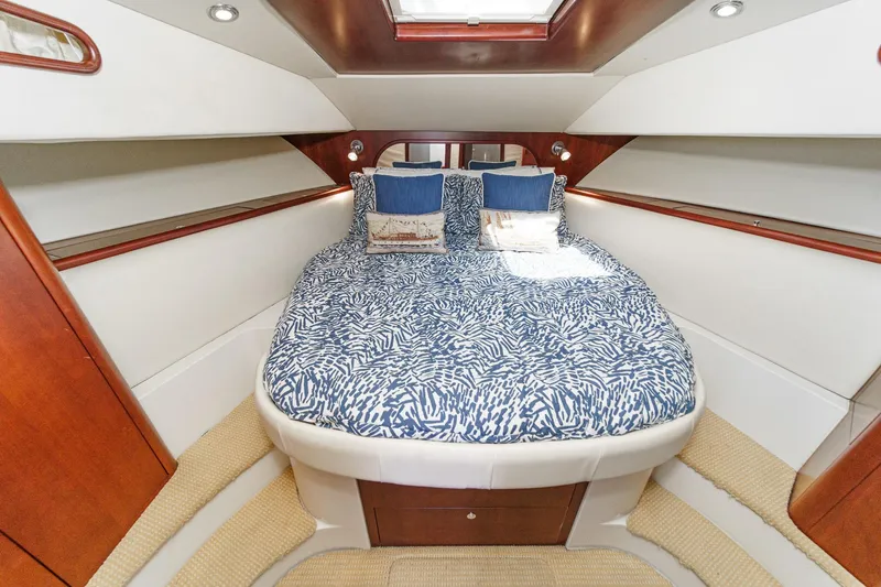 Slide: The Image of Chris-Craft Roamer 40 2007 - 51