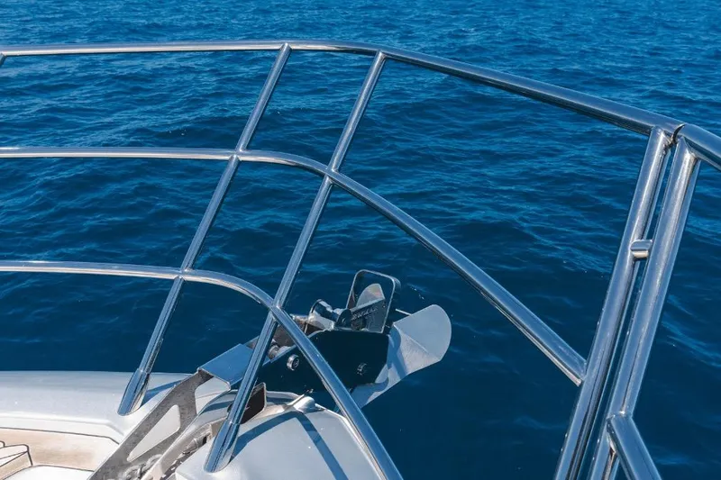 Slide: The Image of Azimut 60 2020 - 6