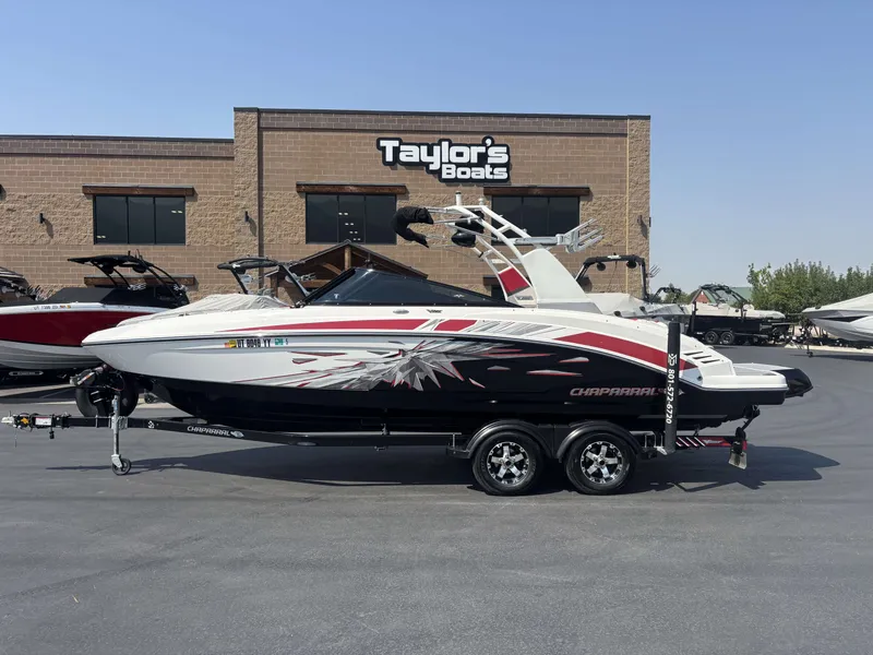 Slide: The Image of Chaparral 243VRX 2018 - 1