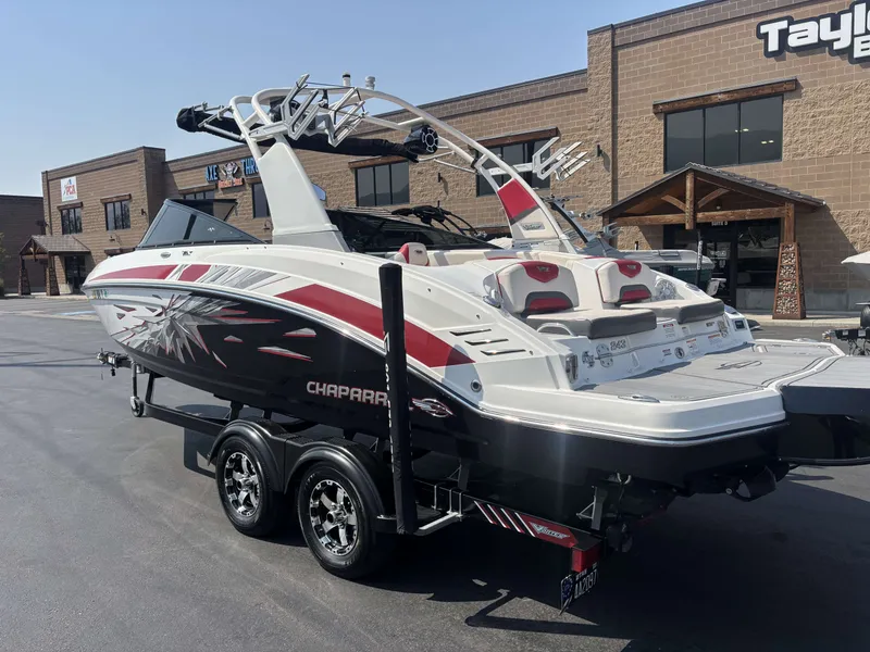 Slide: The Image of Chaparral 243VRX 2018 - 6