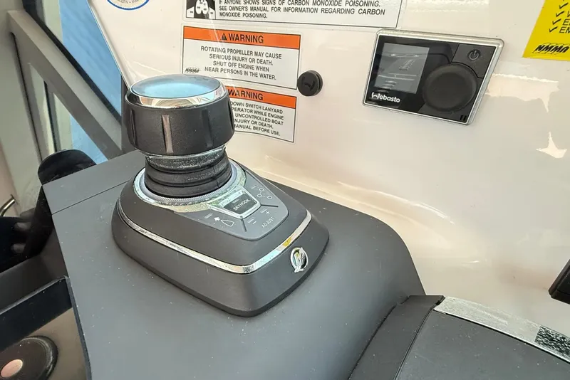 Slide: The Image of Axopar 37 XC Cross Cabin 2022 - 16