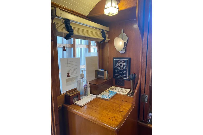 Slide: The Image of Elco Motor Yacht 1939 - 21