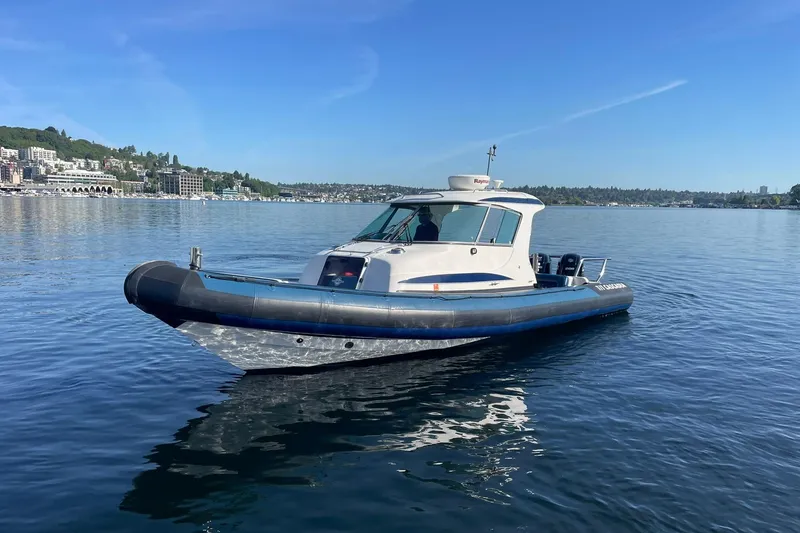 Slide: The Image of Protector Targa 28 2004 - 1
