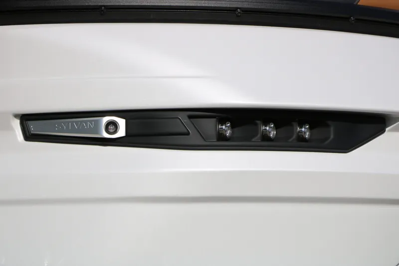 Slide: The Image of Sylvan L3 LZ DH Platinum Edition Tri-Toon 2026 - 15