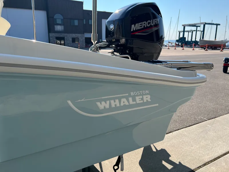 Slide: The Image of Boston Whaler Super Sport 2024 - 13