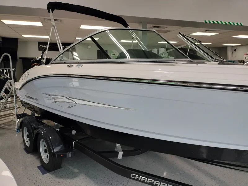 Slide: The Image of Chaparral 21 SSi Sport Fish OB 2024 - 2